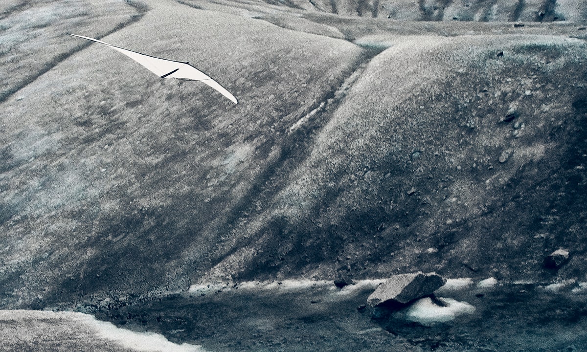 A white kite in the glacier.