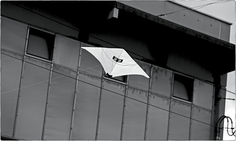 Urban ninja the numbers foating without wind.